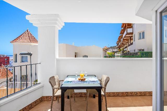 Bahia Blue - La Caleta Apartment Costa Adeje  ภายนอก รูปภาพ